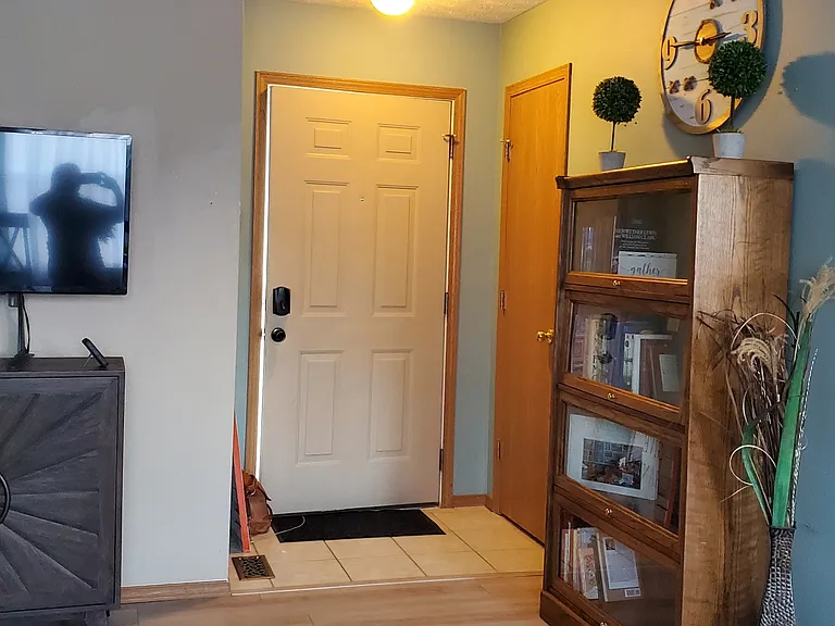 4453 W Portland St — Photo 21