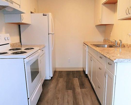 2nd image of 1737 S 305th Pl APT C