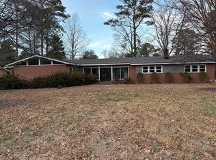 3504 Hawthorne Rd, Rocky Mount, NC 27804