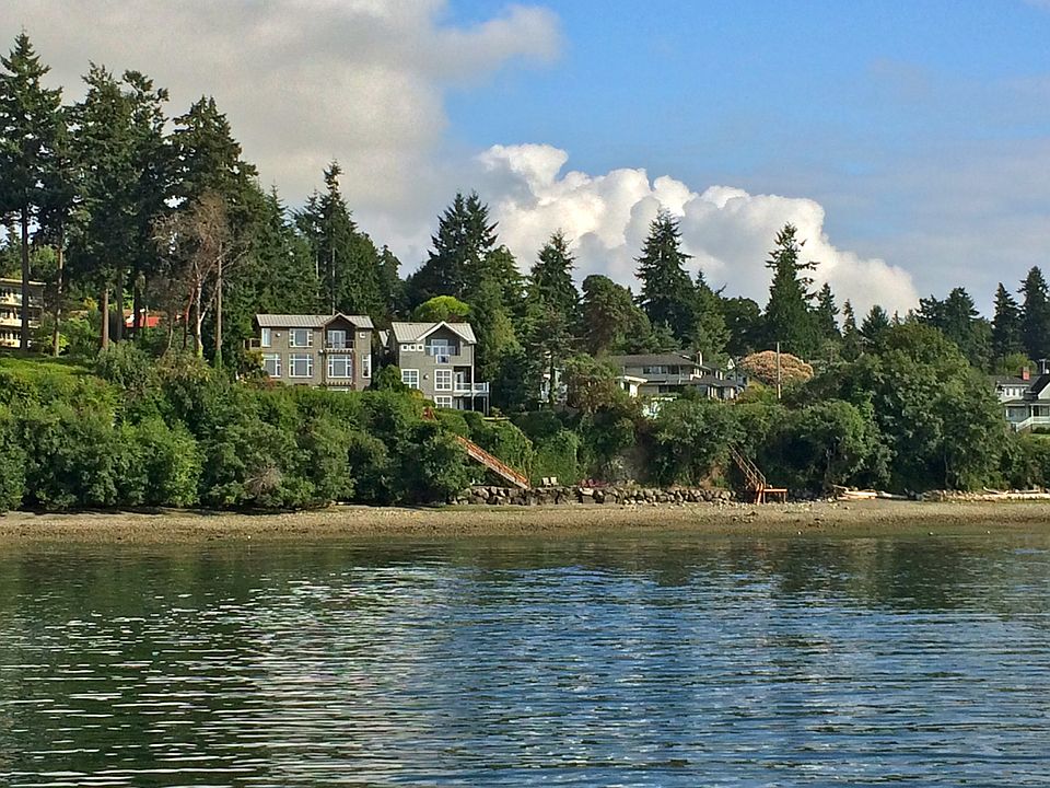 1st image of 1047 Winslow Way