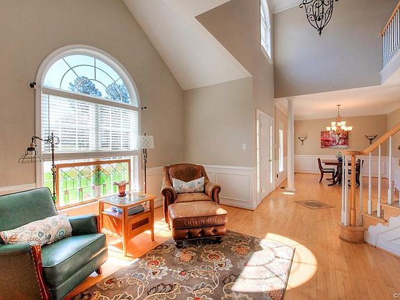 5th image of 8520 Snowstraw Pl