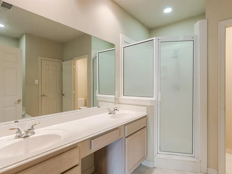 10735 Norchester Village Dr — Photo 8