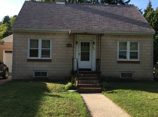 909 S 5th Ave, Alpena, MI 49707