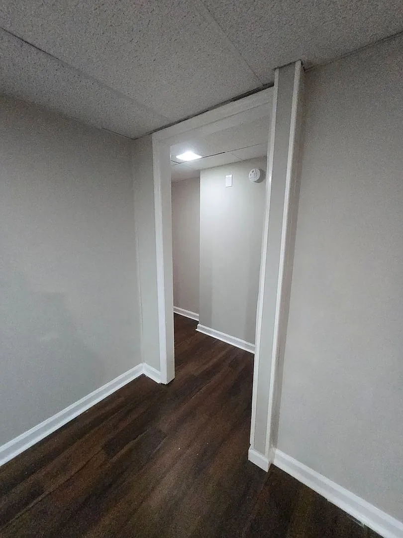 Spacious Townhouse in the Heart of Johnson City - $2,300/Month — Photo 4