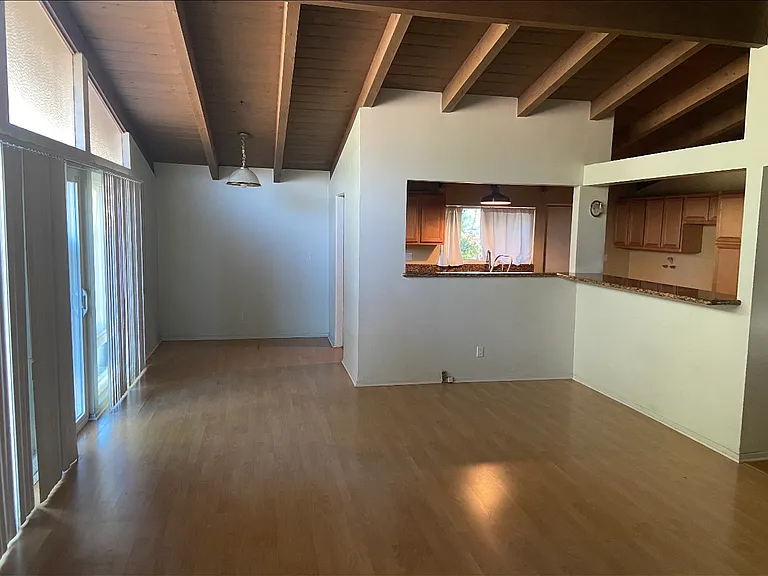 17545 Lassen St — Photo 10
