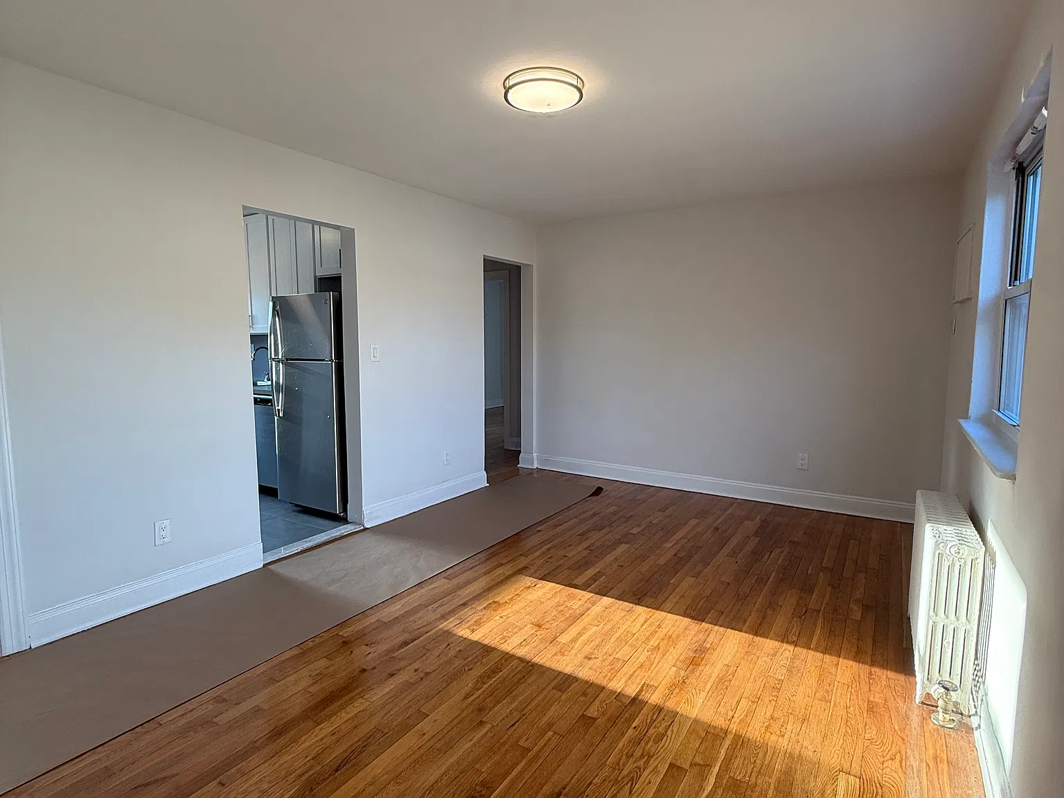 3 bed, 1250 sqft, $3,025 — Photo 4