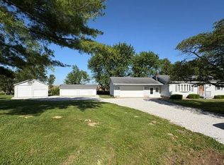 1785 Crews Ln, Chapin, IL 62628