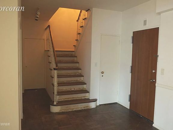 5th image of 200 E 62nd St APT 25E