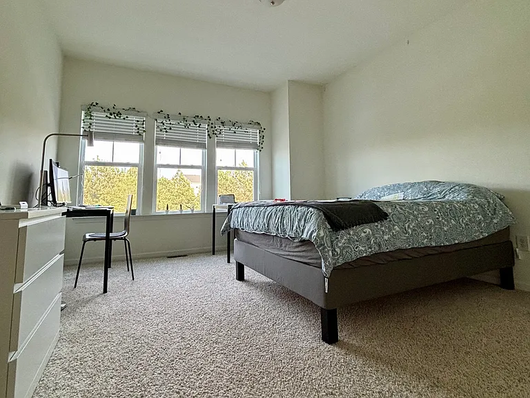 5319 Cambridgeshire Loop — Photo 18