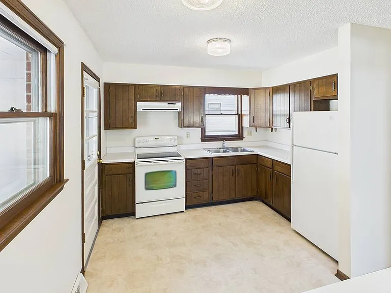 203 N Charles St #203 — Photo 6