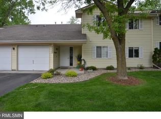 6222 Magda Dr UNIT C, Osseo, MN 55369