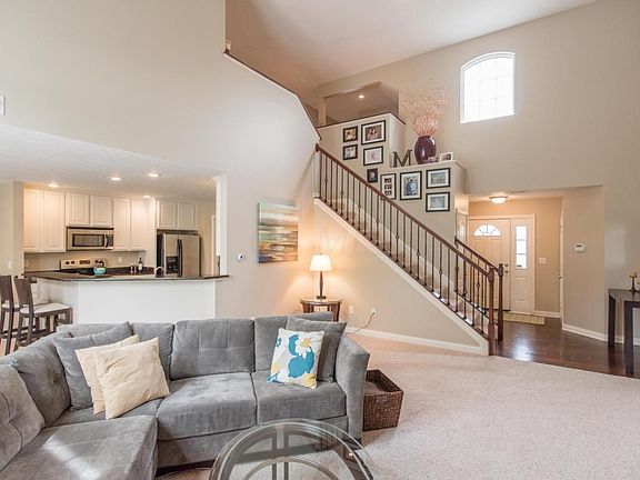 2nd image of 5009 Calais Dr