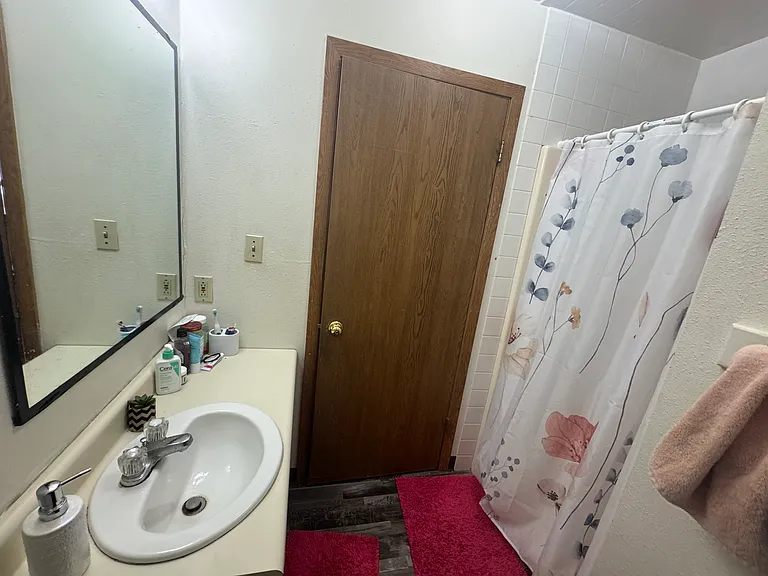 1009 W 22nd St #44 — Photo 12
