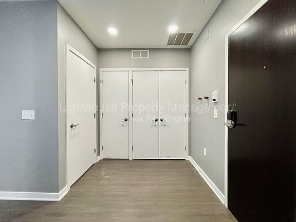 5th image of 555 Michigan St NE APT 301