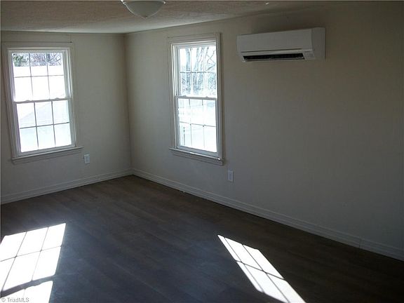 5th image of 605A & 605 Grove St #B