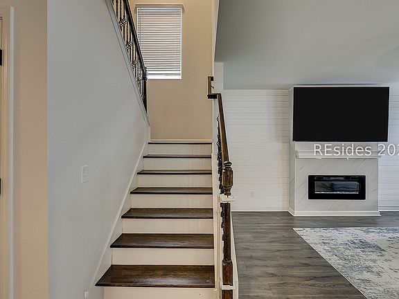 3rd image of 25 Stepping Stone Way