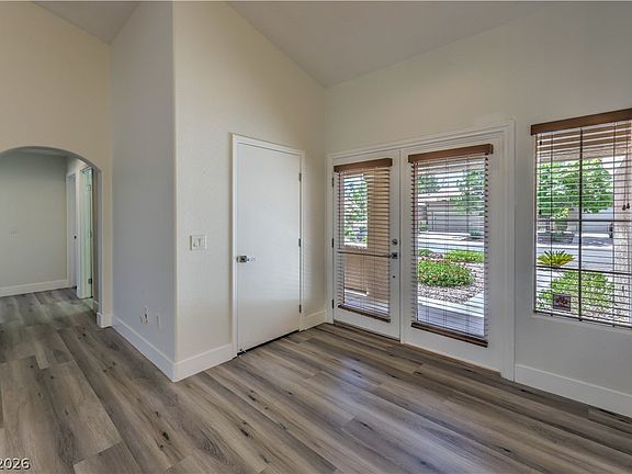 5th image of 9332 Fresh Spring Dr
