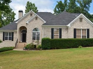 561 Clover Mill Dr, Jefferson, GA 30549