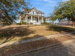 110 Bradbury Dr, Vicksburg, MS 39180