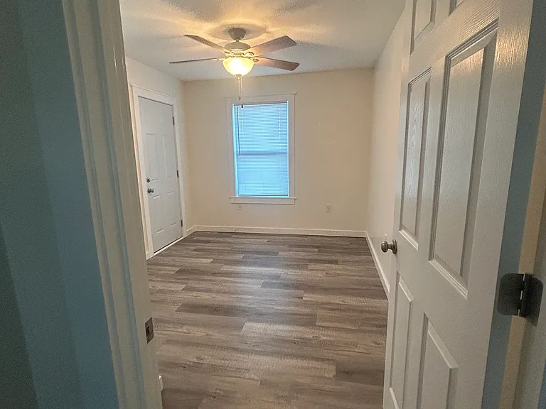 370 Smith Rd — Photo 12