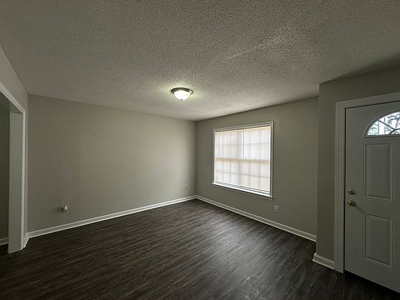 2nd image of 3251 Caribou Dr