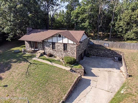 5th image of 2526 Plymouth Rock Dr