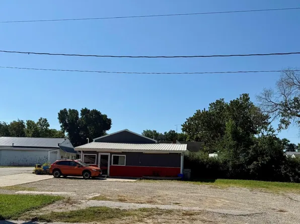 104 E Main St, Floris, IA 52560
