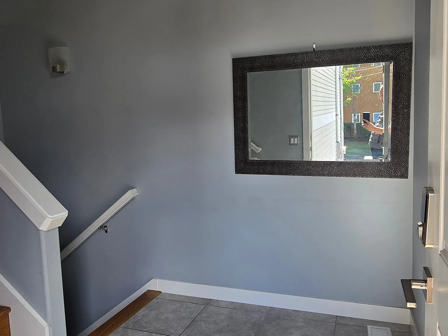 3 bed, 1400 sqft, $3,950 — Photo 3