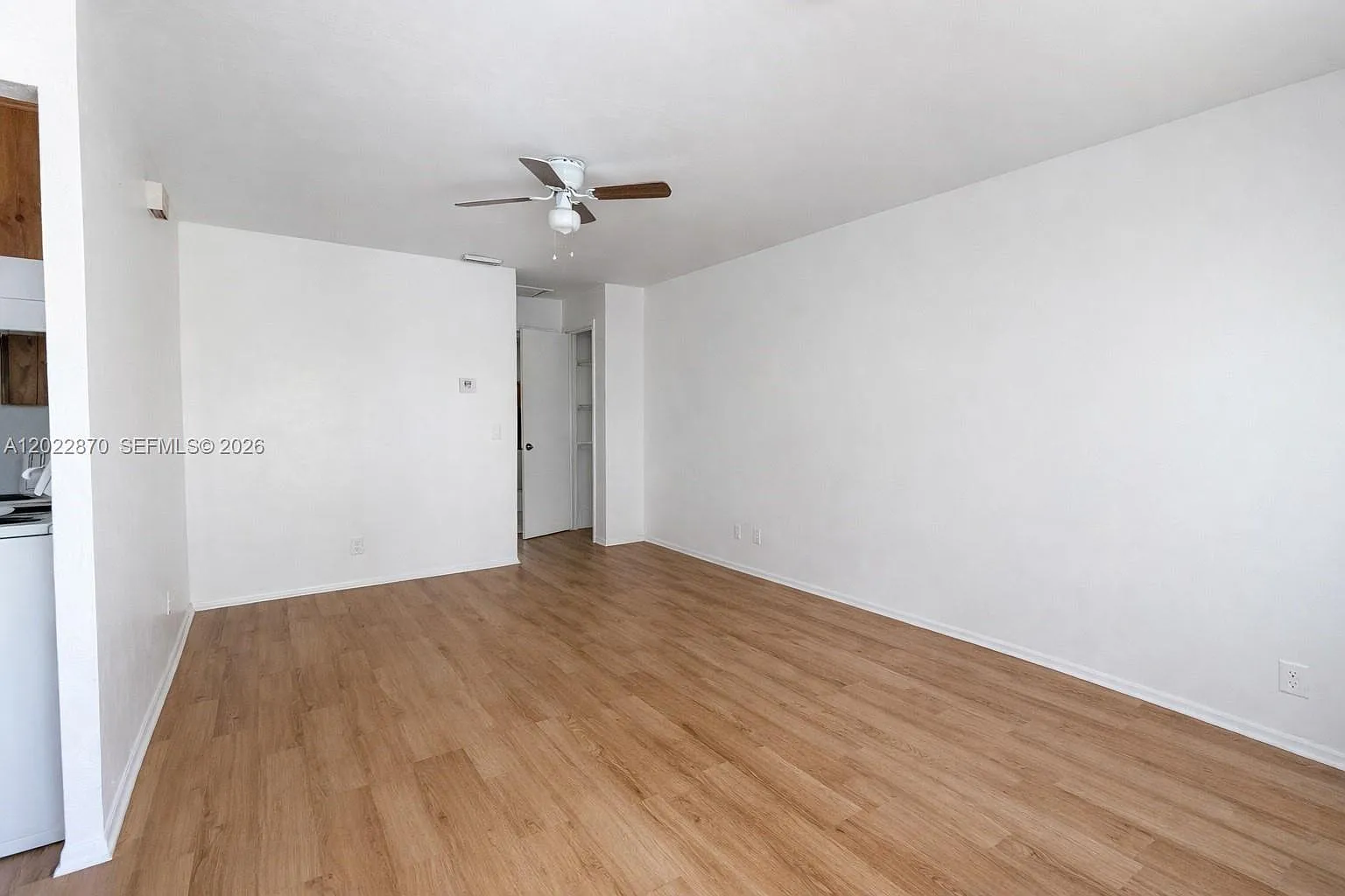 1 bed, 1.0 bath, 650 sqft, $1,150 — Photo 2