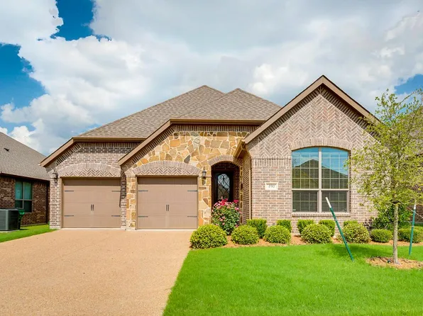 490 Franklin St, Fate, TX 75189