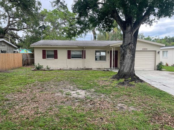 1355 Davis Rd