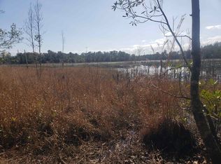 210 Clear Lake Rd, Crescent City, FL 32112