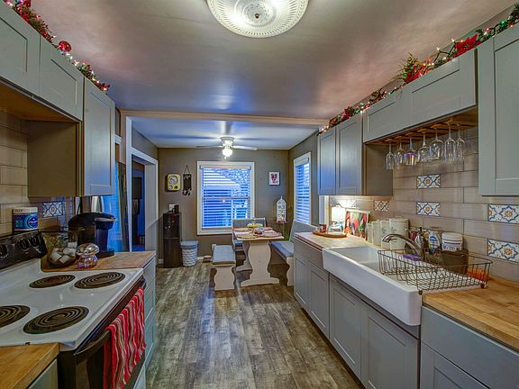 4th image of 270 W Sanilac Rd