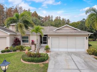1924 Grand Cypress Ln, Sun City Center, FL 33573