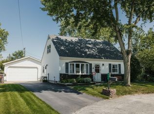 711 Baltimore Rd, Valparaiso, IN 46385