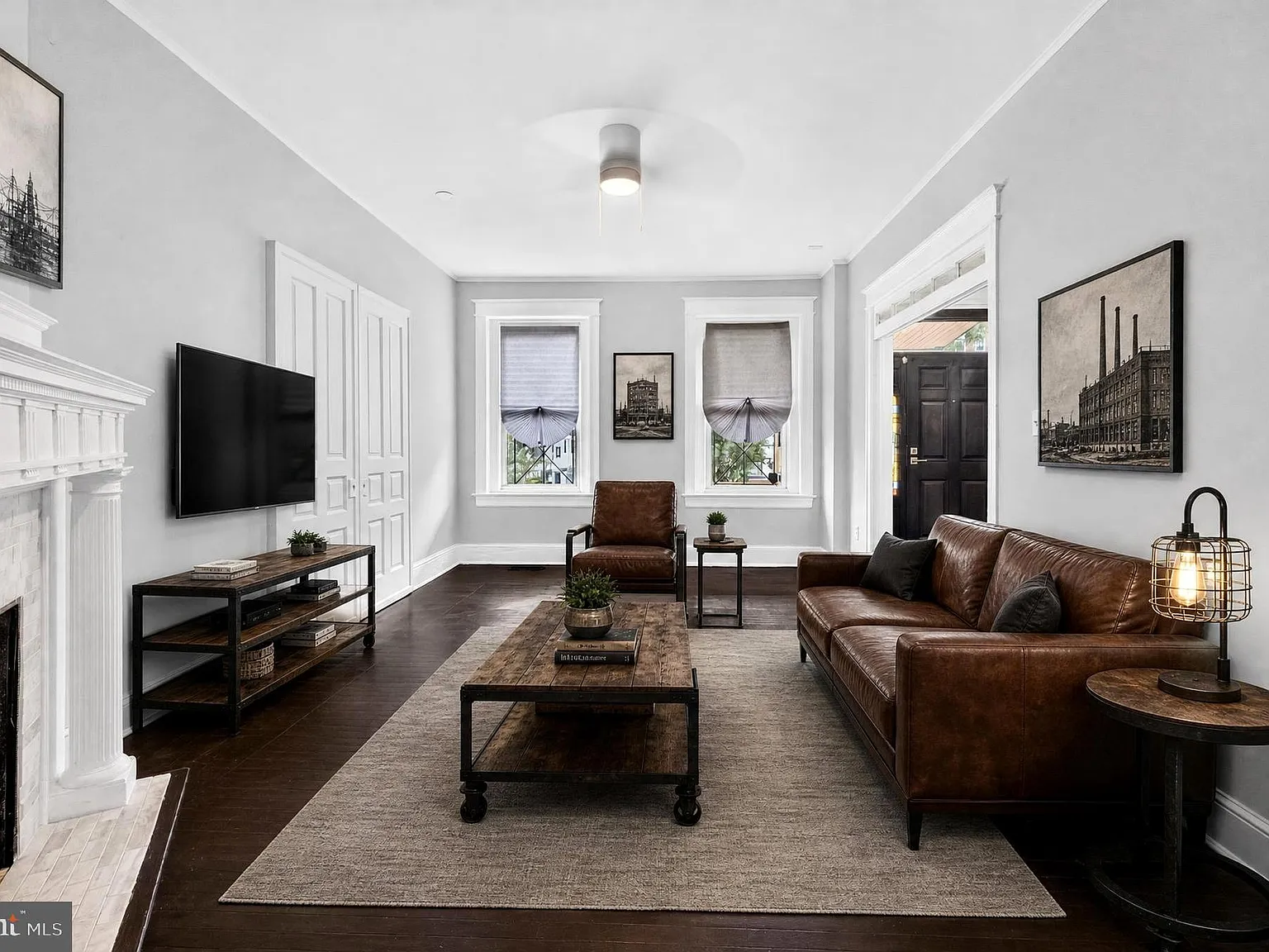 3 bed, 3.0 bath, 2643 sqft, $5,450 — Photo 1