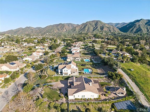 5th image of 15930 Mandalay Rd