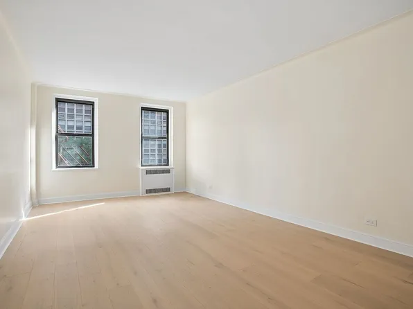 125 W 96th St APT 5D, New York, NY 10025