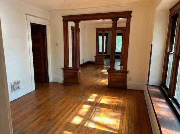 707 Willis Ave APT 1