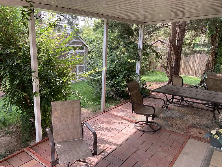 172 Olympus Cir — Photo 15