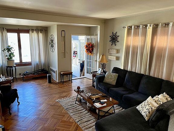 3rd image of 1834 Madison Pl #1
