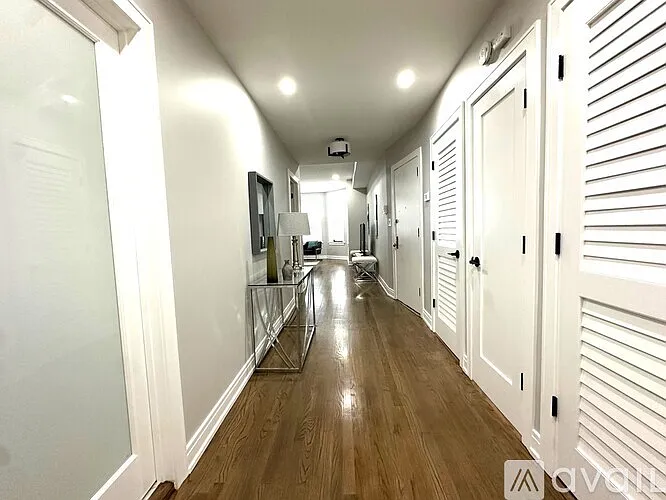 2853 W Palmer St #1W — Photo 5