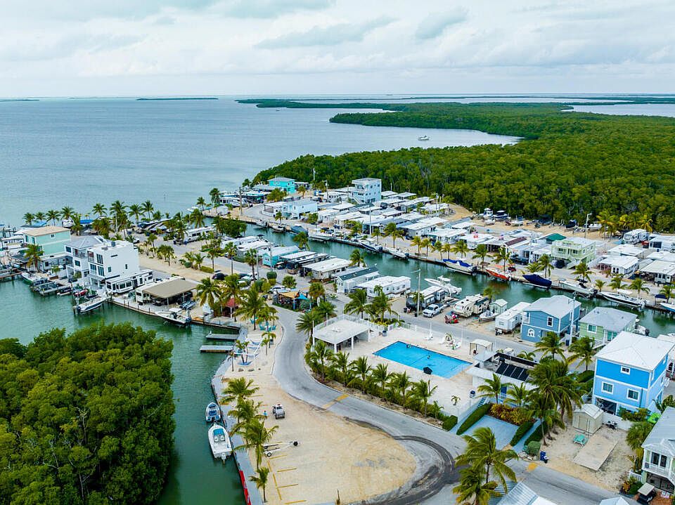 325 Calusa St Key Largo, FL, 33037 Apartments for Rent Zillow