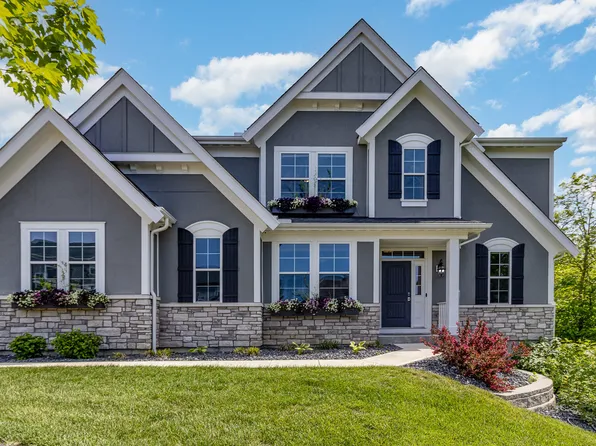 2452 Sierra Dr, Crescent Springs, KY 41017