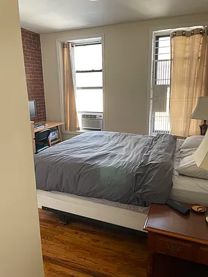 Rented by Bond New York | media 26