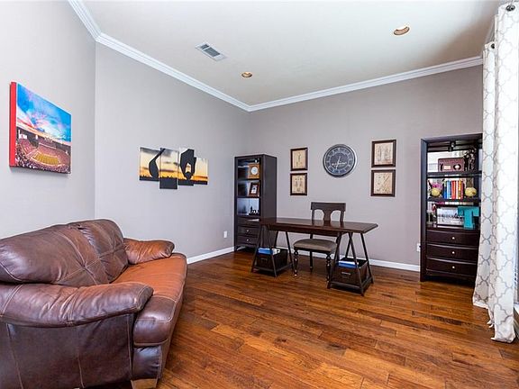 4th image of 6607 Beddo Ct