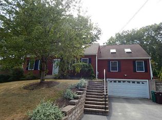 213 Hawthorn Cir, Woonsocket, RI 02895