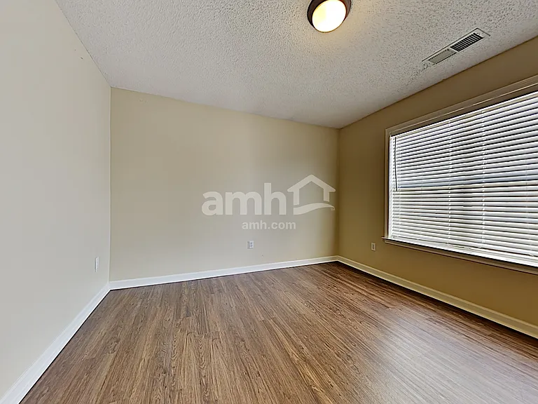 5633 Michaelson Dr — Photo 14