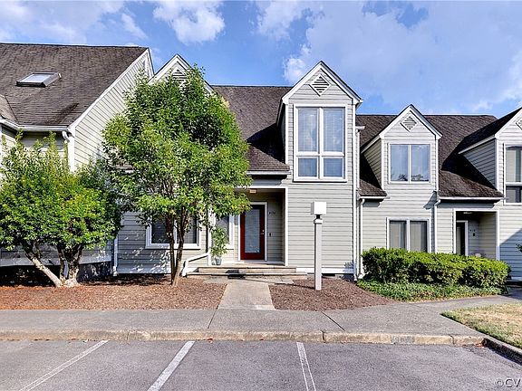 2nd image of 8136 Greystone East Cir