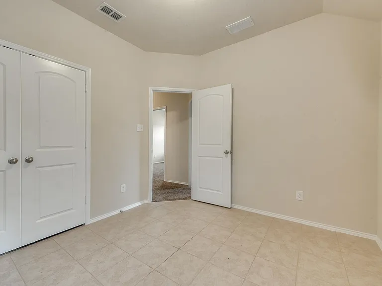 4721 Lazy Oaks St — Photo 6